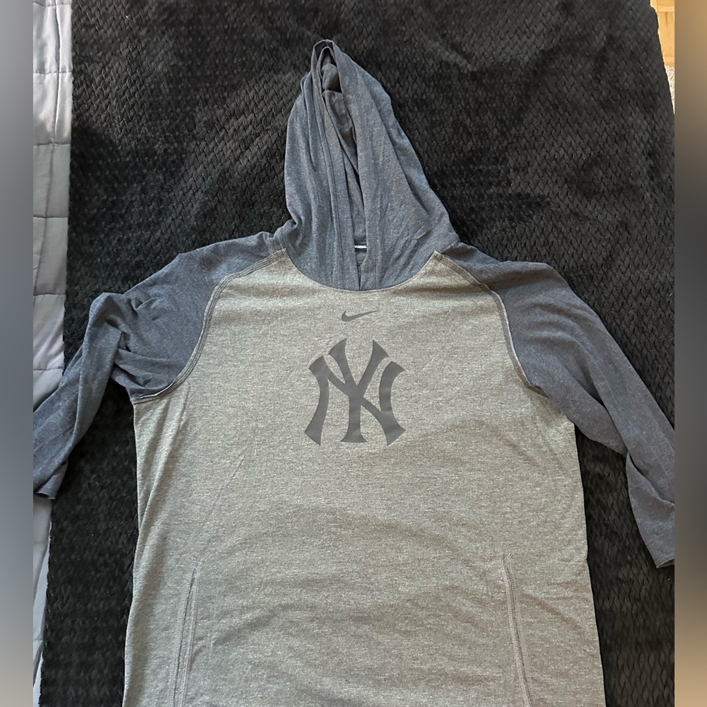 Nike Baseball, Yankees athletic hoodie | Large